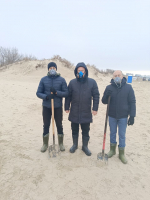 Ейчане активно участвуют в ликвидации экологической катастрофы на Черноморском побережье
