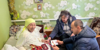 В Должанском поселении в преддверии 8 Марта вручили юбилейные медали женщинам-ветеранам - Приазовские степи