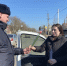 Госавтоинспекторы и общественники Ейского района провели акцию «Цветы для автоледи» - Администрация Ейского района