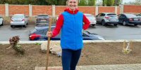 На прилегающей территории спорткомплекса «Юность» города Ейска прошел субботник. - Администрация Ейского района