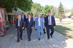 Вениамин Кондратьев посетил центральный парк в Ейске