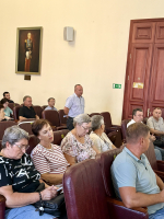 Глава Ейска Денис Квитовский провёл традиционное по понедельникам планёрное совещание