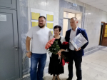Глава города Ейска Денис Квитовский поздравил с днем рождения председателя ТИК Ейская районная Чернодырка Татьяну Николаевну