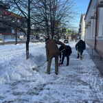 ЗИМНИЕ СУББОТНИКИ ПРОДОЛЖАЮТСЯ…