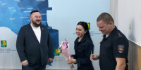 Сегодня глава Ейска Денис Квитовский вручил сертификаты на жилье молодым семьям - Администрация г. Ейска
