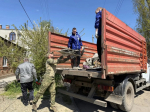 Жителям Ейска, чьи дома пострадали от падения обломков БПЛА, оказывают помощь