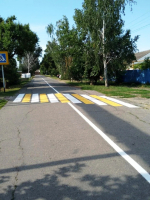На дорогах в посёлках Советский, Большевик и Заря Ейского района завершены работы по нанесению горизонтальной разметки