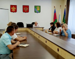 В Совете Ейского района обсудили проблемы уникального театра