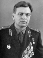 Ейский архив: 26 августа 2026 года исполняется 100 лет со дня рождения Героя Советского Союза, жителя Ейска Николая Аврамовича Козачка (1926-2008).