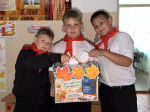 Первые поздравляют с Днём учителя